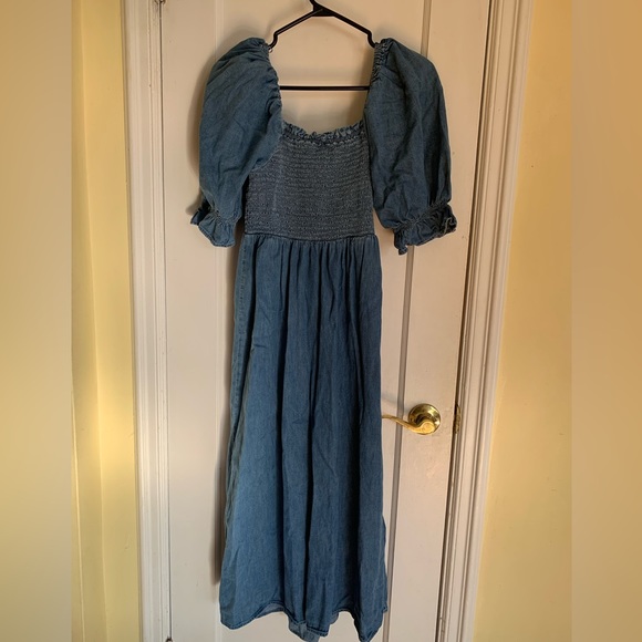 GAP Puff Sleeve Denim Midi Dress with Washwell - Picture 4 of 7